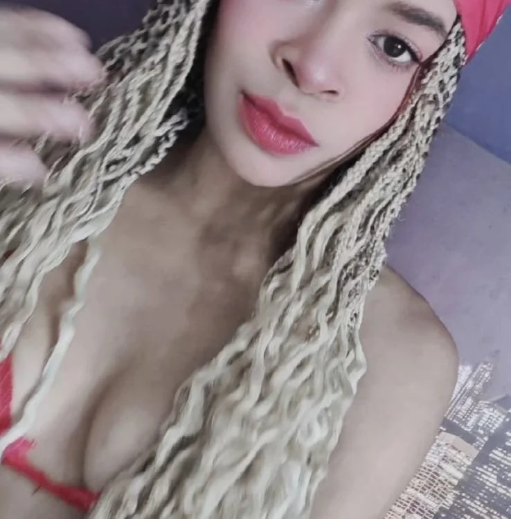 AlphaXQueen