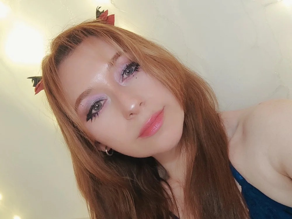 Amber_prada