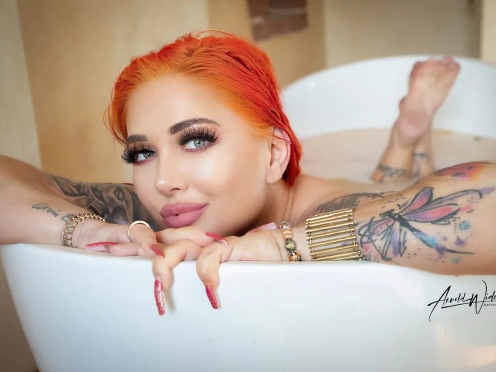 AshleyRedlips
