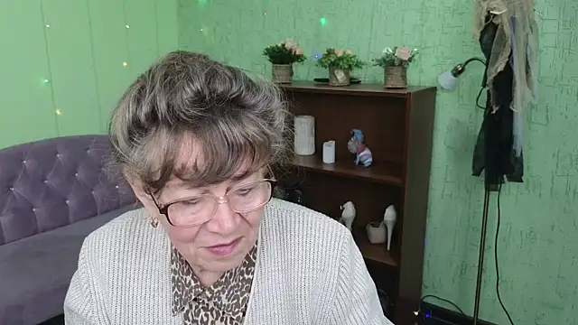 Betty_Brick
