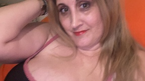 busty-lusty-bri