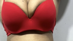 cleavage-queen07