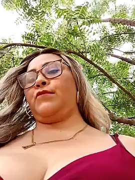 Dirty-Momm-Divorced-Hot