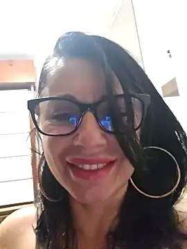 Eva_Pearl