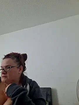 HotMummy24