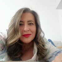 IssaHotFlirt