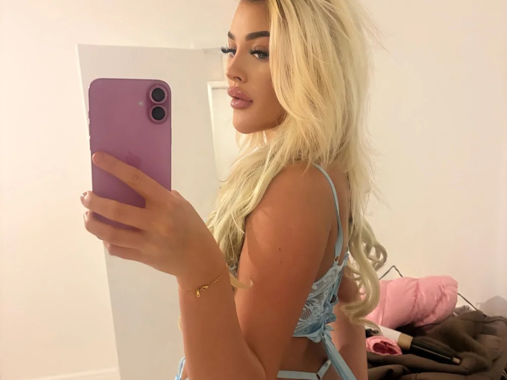 Laylarosee_