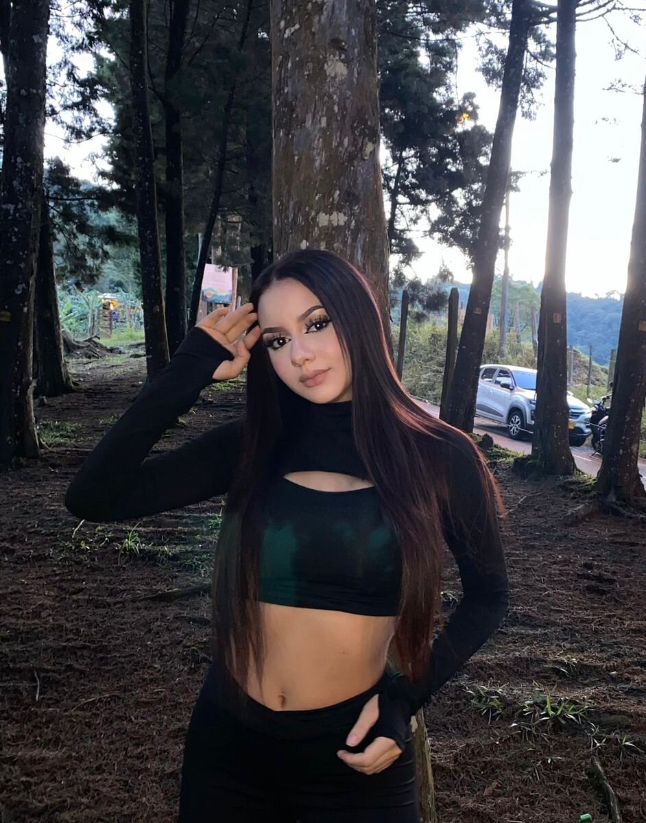 Mia_rom11