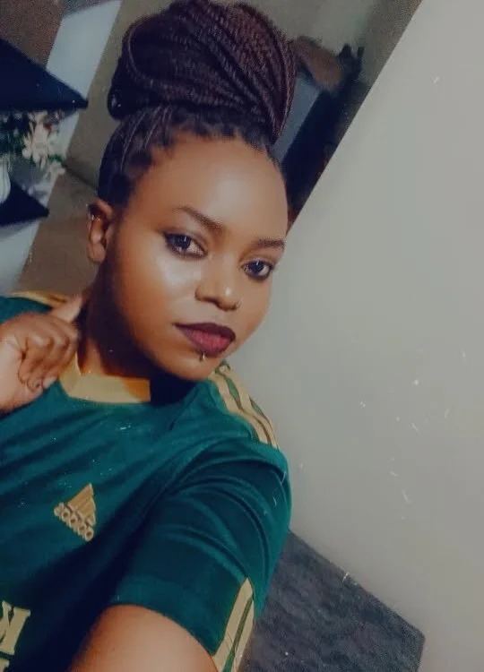 Miss_bee29