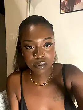 PoupeeMaeva