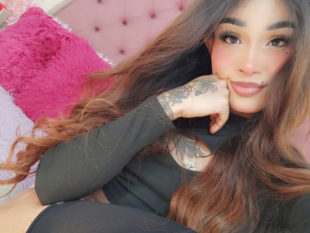 Red_Dolly