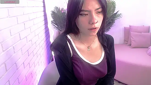 Roxanne_tay