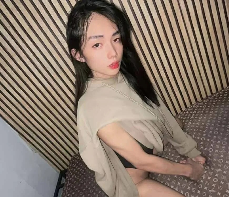 Seductive_Zia