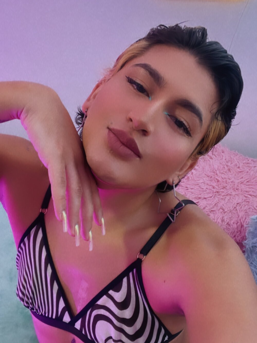 ari_artis
