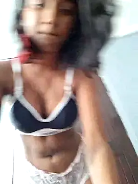 indianpink_lips