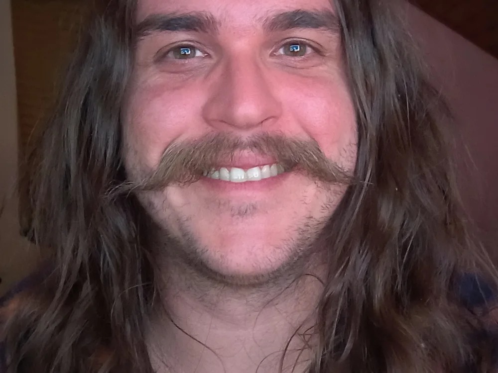 maxstache
