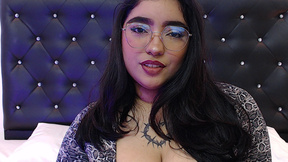 molly-curvyhot