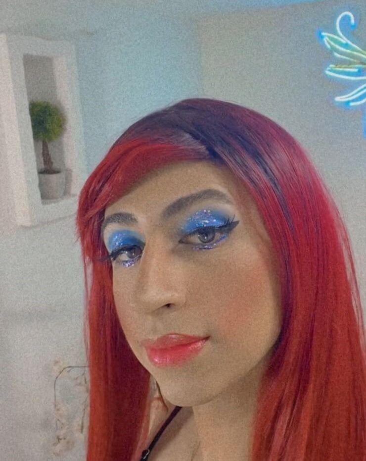 sary_rousse
