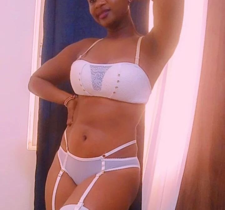 t-Booty_risky_