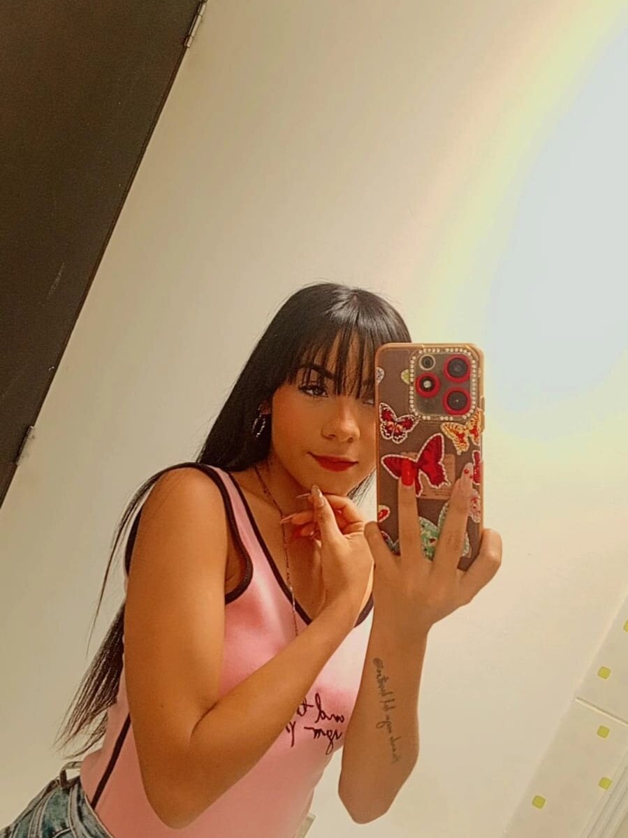 veronica_masson